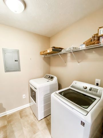 7976 Highway 52, Orlinda, TN 37141