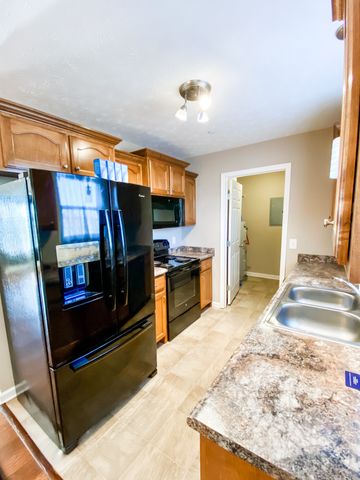 7976 Highway 52, Orlinda, TN 37141