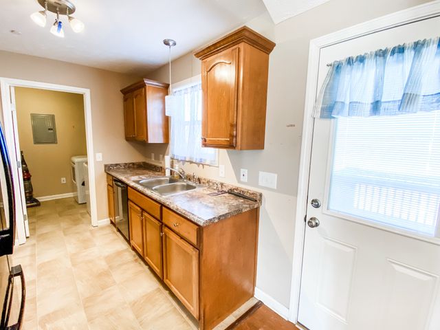 7976 Highway 52, Orlinda, TN 37141