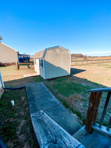 7976 Highway 52, Orlinda, TN 37141