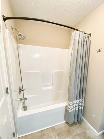 7976 Highway 52, Orlinda, TN 37141