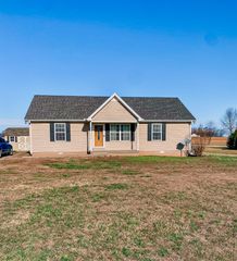 7976 Highway 52, Orlinda, TN 37141