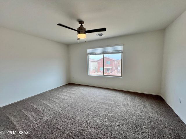11977 E Chamrod Drive, Vail, AZ 85641