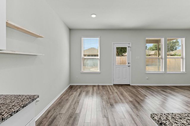 1705 T H Johnson DR, Taylor, TX 76574