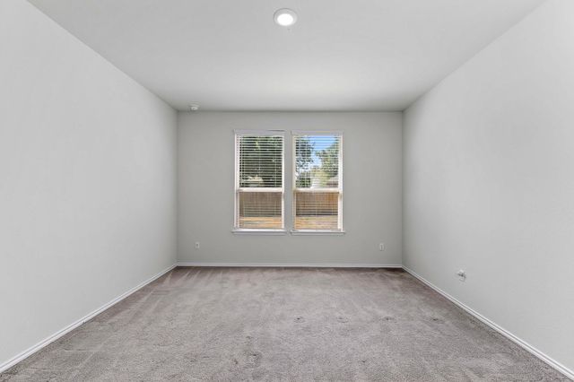 1705 T H Johnson DR, Taylor, TX 76574