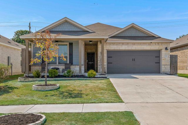 1705 T H Johnson DR, Taylor, TX 76574
