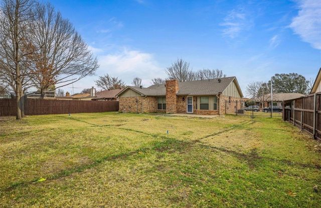324 Sioux Street, Keller, TX 76248