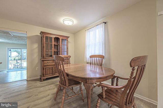 315 E COLLINGS DR, Williamstown, NJ 08094