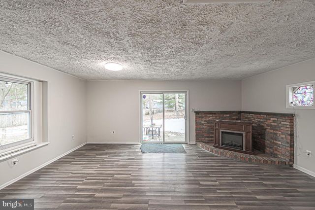 315 E COLLINGS DR, Williamstown, NJ 08094