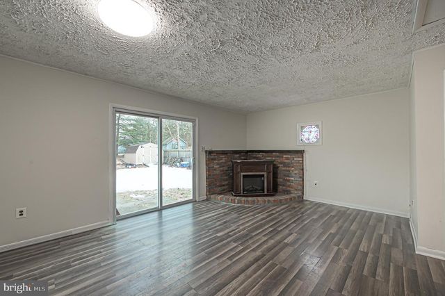 315 E COLLINGS DR, Williamstown, NJ 08094