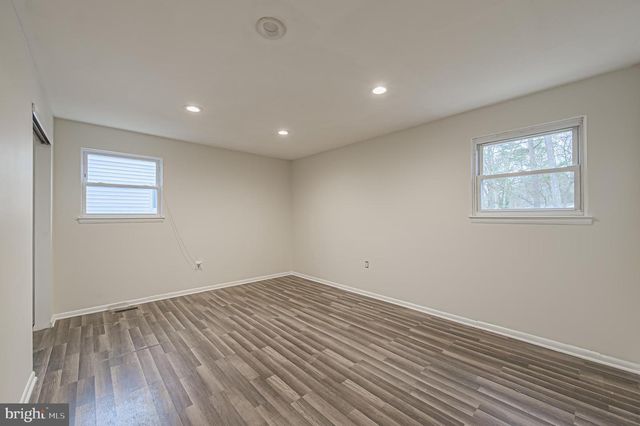 315 E COLLINGS DR, Williamstown, NJ 08094