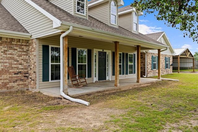 152 Black Hawk Ln, Gilmer, TX 75645
