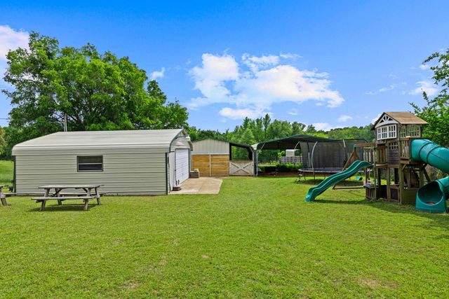 152 Black Hawk Ln, Gilmer, TX 75645