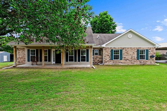 152 Black Hawk Ln, Gilmer, TX 75645
