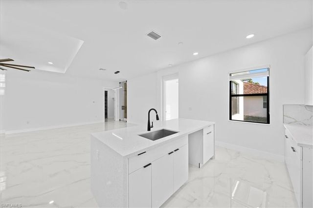 626 Beach AVE S, Lehigh Acres, FL 33974