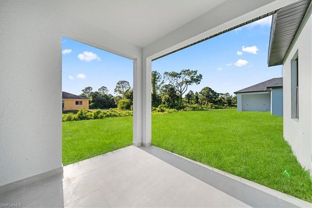 626 Beach AVE S, Lehigh Acres, FL 33974