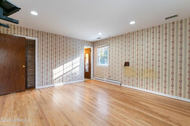 2 Sweet Briar Lane, Holmdel, NJ 07733