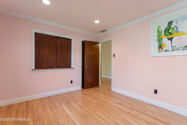 2 Sweet Briar Lane, Holmdel, NJ 07733