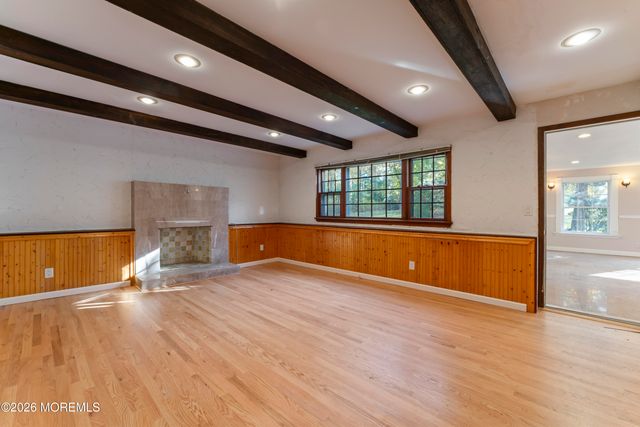 2 Sweet Briar Lane, Holmdel, NJ 07733