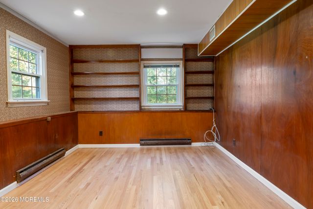 2 Sweet Briar Lane, Holmdel, NJ 07733