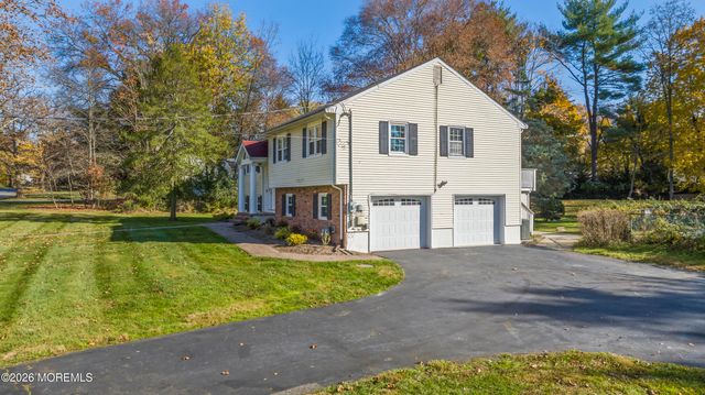 2 Sweet Briar Lane, Holmdel, NJ 07733
