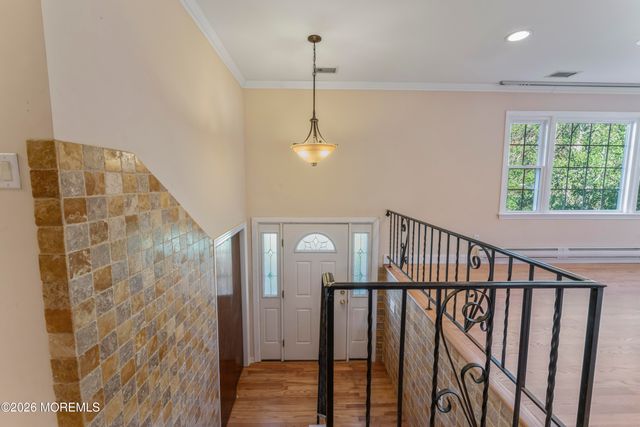 2 Sweet Briar Lane, Holmdel, NJ 07733