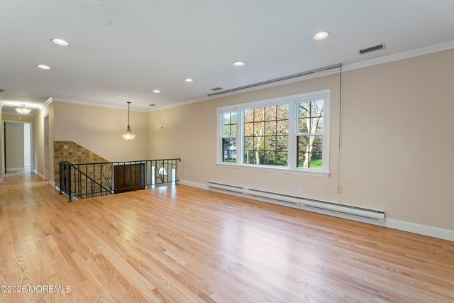 2 Sweet Briar Lane, Holmdel, NJ 07733