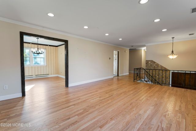 2 Sweet Briar Lane, Holmdel, NJ 07733