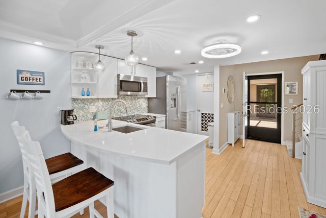 10 S Forest Beach Dr Apt 414, Hilton Head Island, SC 29928