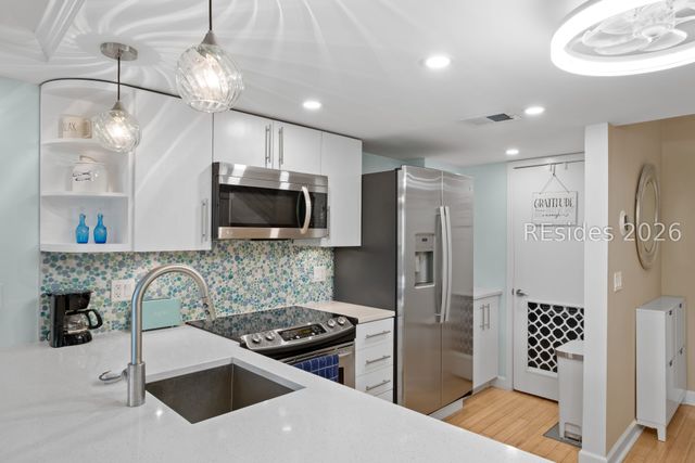 10 S Forest Beach Dr Apt 414, Hilton Head Island, SC 29928