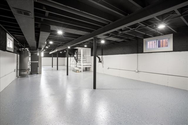 547 E 89th Place, Chicago, IL 60619