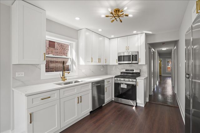 547 E 89th Place, Chicago, IL 60619