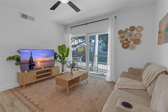 740 Meridian Ave 11, Miami Beach, FL 33139