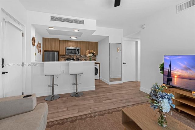 740 Meridian Ave 11, Miami Beach, FL 33139