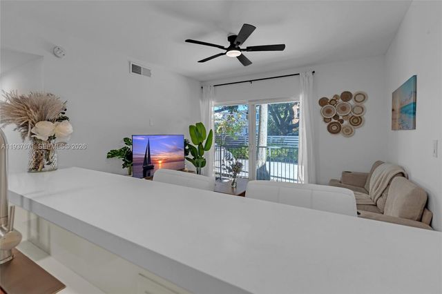 740 Meridian Ave 11, Miami Beach, FL 33139