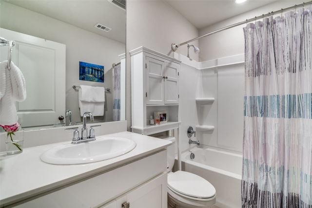 3805 Margo Mews, Rowlett, TX 75089