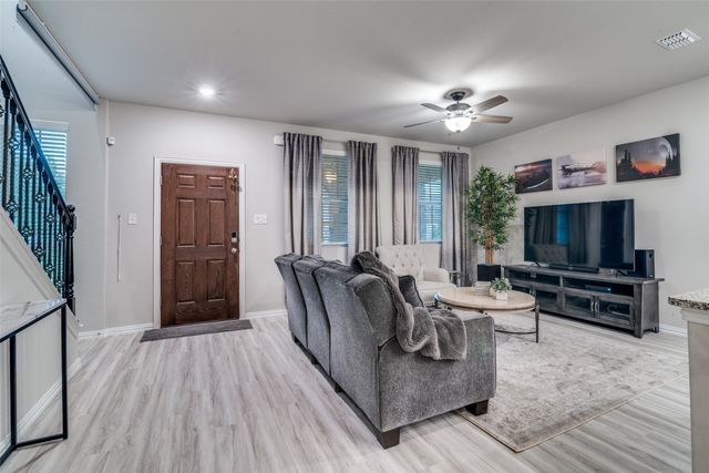 3805 Margo Mews, Rowlett, TX 75089