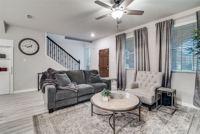3805 Margo Mews, Rowlett, TX 75089