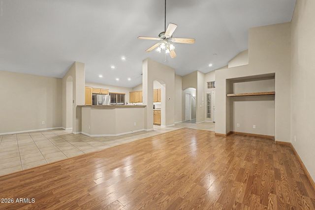 8755 W MELINDA Lane, Peoria, AZ 85382
