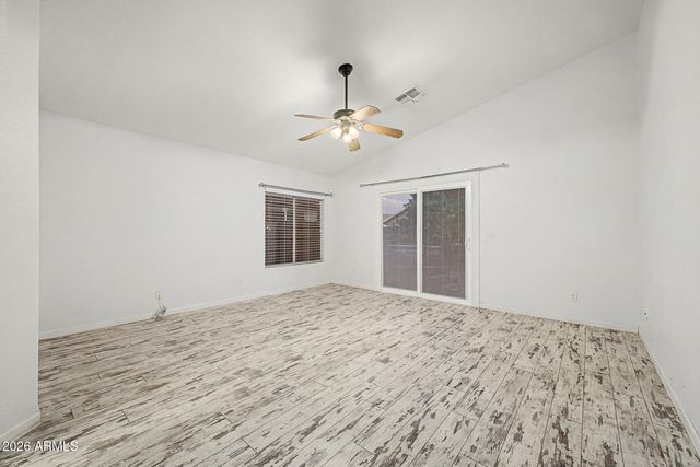 8755 W MELINDA Lane, Peoria, AZ 85382