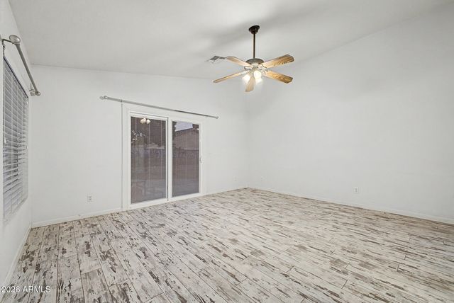 8755 W MELINDA Lane, Peoria, AZ 85382