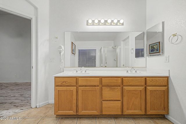 8755 W MELINDA Lane, Peoria, AZ 85382