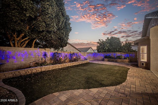8755 W MELINDA Lane, Peoria, AZ 85382