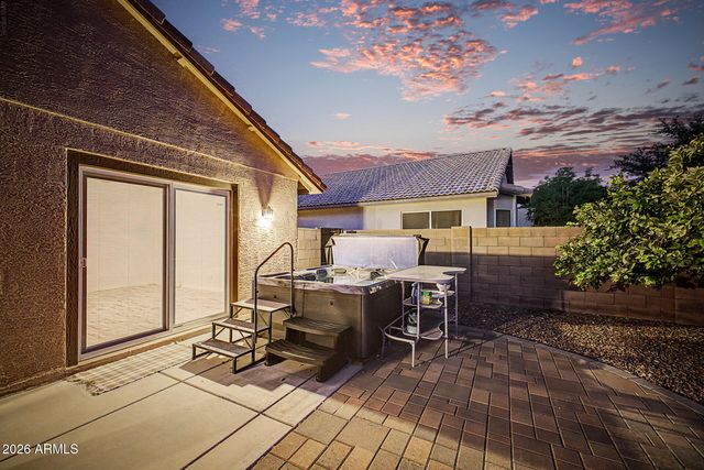 8755 W MELINDA Lane, Peoria, AZ 85382
