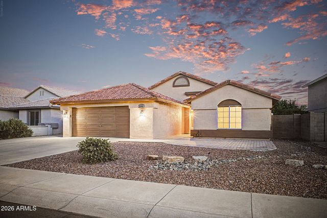 8755 W MELINDA Lane, Peoria, AZ 85382