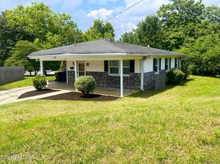 103 Piedmont Rd, Oak Ridge, TN 37830