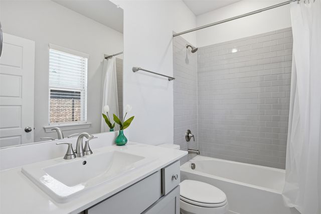 311 Ukiah Street, Lewisville, TX 75056