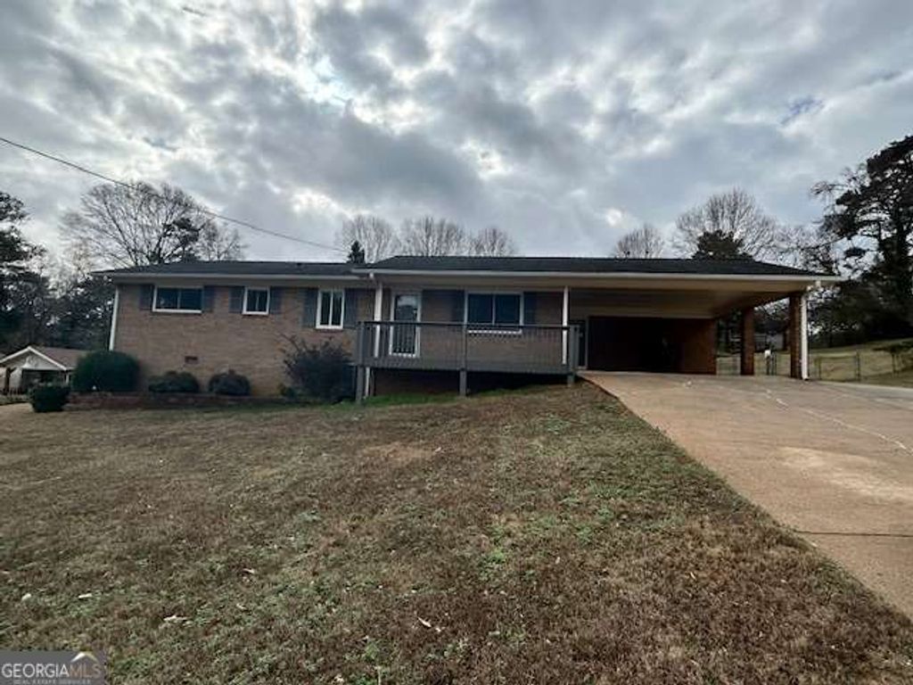 4642 Elmhurst Drive, Douglasville, GA 30135