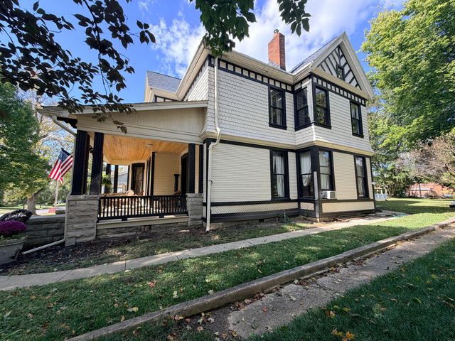 325 E Chillicothe Avenue 325 E Chillicothe Avenue, Bellefontaine, OH 43311