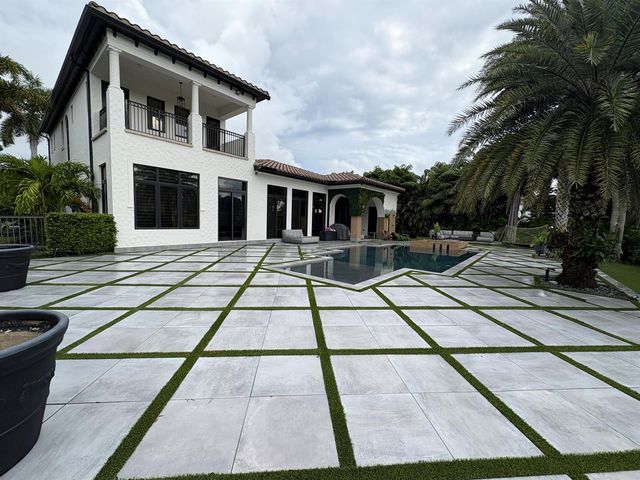 6935 Long Leaf Drive, Parkland, FL 33076